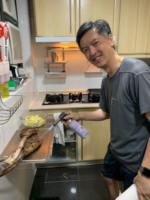 灶房學問: 大廚醫生的烹飪夢與濟世心